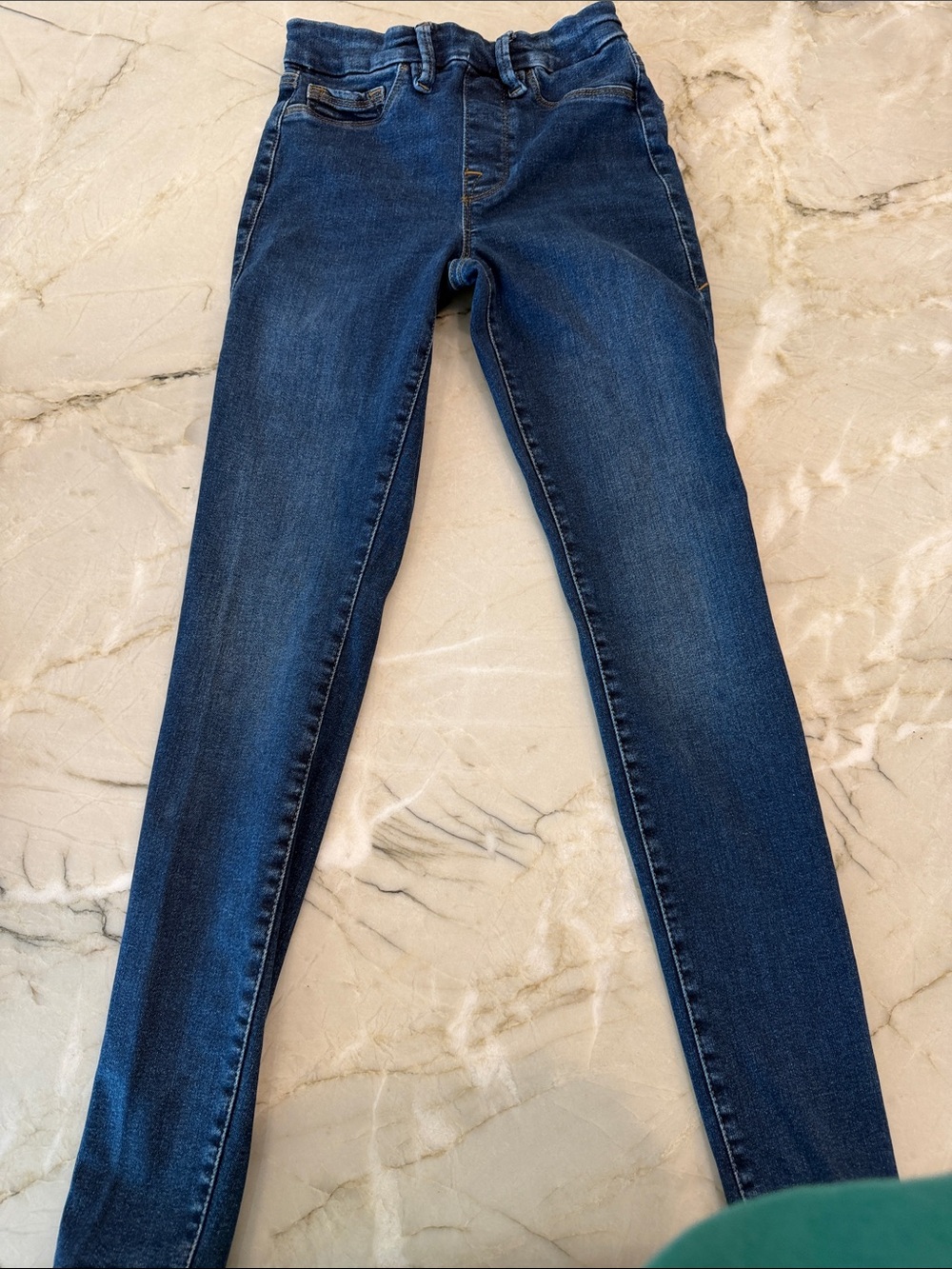 Classic Women's Dark Blue Skinny Jeans